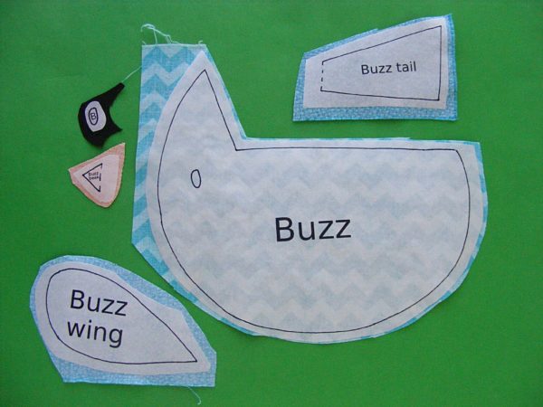 Free Buzz the Bird applique pattern from Shiny Happy World