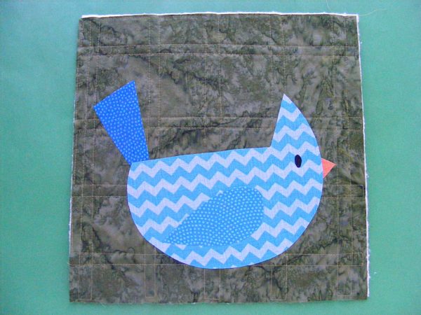 Free Buzz the Bird applique pattern from Shiny Happy World