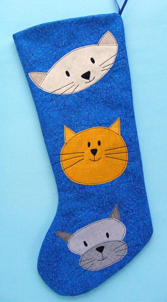 Free Christmas stocking pattern from Shiny Happy World.
