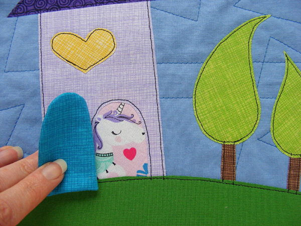 How to Add a Door (that opens!) to your quilt block - a tutorial from Shiny Happy World